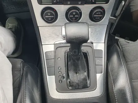 Volkswagen Passat 2005 года за 4 200 000 тг. в Астана – фото 25