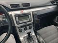Volkswagen Passat 2005 года за 4 200 000 тг. в Астана – фото 26