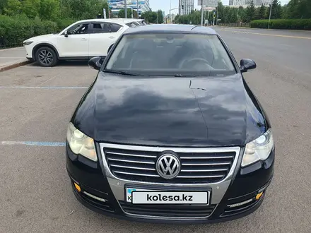Volkswagen Passat 2005 года за 4 200 000 тг. в Астана – фото 30