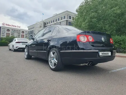 Volkswagen Passat 2005 года за 4 200 000 тг. в Астана – фото 35