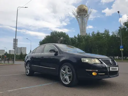 Volkswagen Passat 2005 года за 4 200 000 тг. в Астана – фото 45