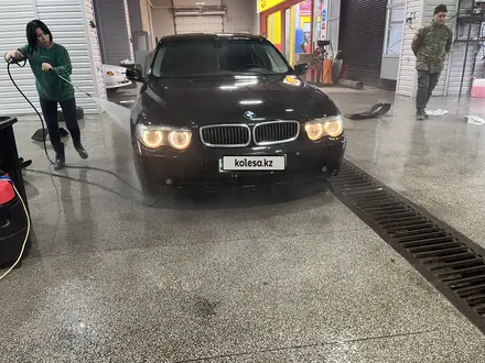 BMW 745 2002 года за 3 800 000 тг. в Алматы