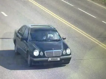 Mercedes-Benz E 230 1995 года за 2 300 000 тг. в Астана – фото 14