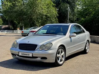 Mercedes-Benz C 320