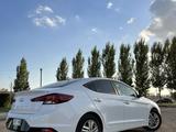 Hyundai Elantra 2018 годаfor6 900 000 тг. в Караганда – фото 4