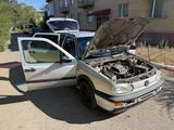 Volkswagen Golf 1997 года за 600 000 тг. в Караганда – фото 2