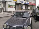 Mercedes-Benz E 280 1996 года за 3 100 000 тг. в Шымкент – фото 2