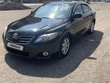 Toyota Camry 2011 года за 6 500 000 тг. в Караганда – фото 2