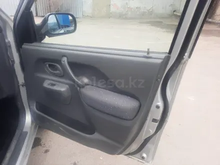 Suzuki Ignis 2001 года за 2 150 000 тг. в Костанай – фото 14