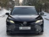 Toyota Camry 2019 года за 15 200 000 тг. в Алматы – фото 2