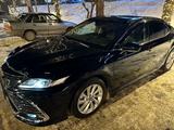 Toyota Camry 2023 годаfor19 000 000 тг. в Алматы – фото 4