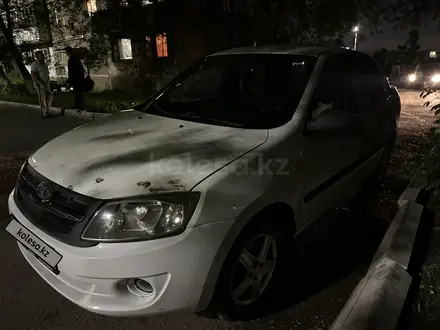 ВАЗ (Lada) Granta 2190 2014 года за 2 500 000 тг. в Караганда – фото 2