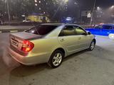 Toyota Camry 2004 годаүшін6 500 000 тг. в Семей – фото 5