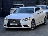 Lexus LS 600h 2014 года за 21 500 000 тг. в Алматы – фото 2