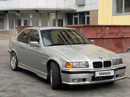 BMW 320 1996 года за 2 800 000 тг. в Алматы – фото 3