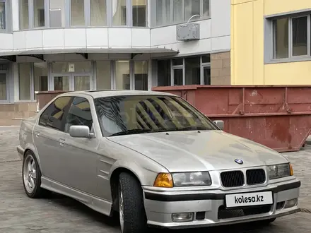 BMW 320 1996 года за 2 800 000 тг. в Алматы – фото 4