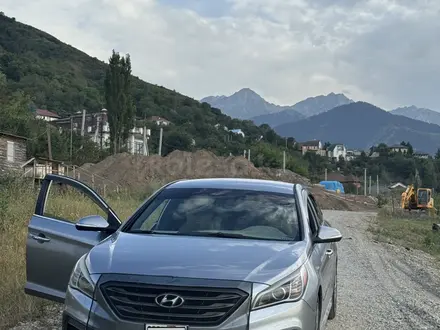 Hyundai Sonata 2015 года за 4 500 000 тг. в Актобе