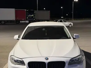 BMW 528