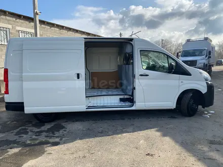 Toyota Hiace 2022 года за 21 700 000 тг. в Актобе – фото 5