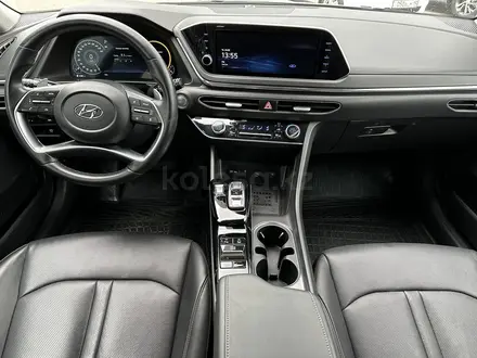 Hyundai Sonata 2022 года за 13 190 000 тг. в Астана – фото 22
