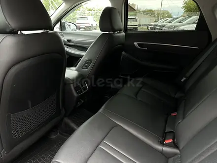 Hyundai Sonata 2022 года за 13 190 000 тг. в Астана – фото 23