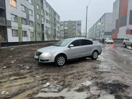 Volkswagen Passat 2006 года за 3 300 000 тг. в Астана – фото 2