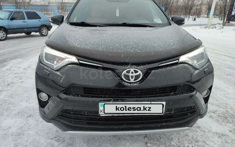 Toyota RAV4 2018 годаfor13 000 000 тг. в Караганда