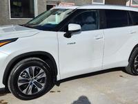 Toyota Highlander 2022 годаүшін23 700 000 тг. в Актау