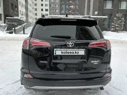 Toyota RAV4 2017 года за 13 500 000 тг. в Астана – фото 6