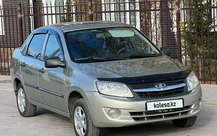 ВАЗ (Lada) Granta 2190 2012 годаүшін2 600 000 тг. в Петропавловск