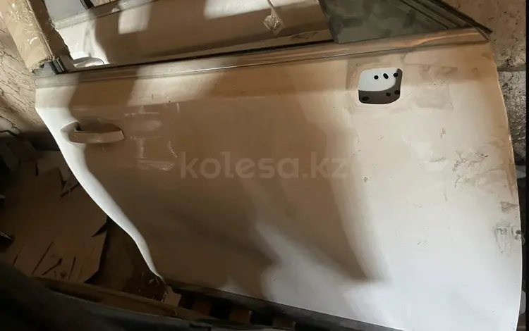 Exeed Txl дверь бу оригинал за 5 000 тг. в Шымкент