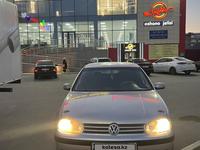 Volkswagen Golf 2002 годаfor1 700 000 тг. в Атырау