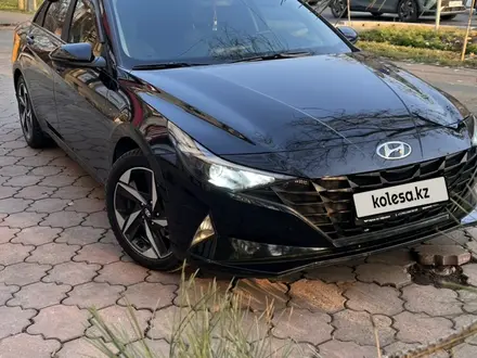 Hyundai Elantra 2021 года за 10 000 000 тг. в Алматы – фото 7