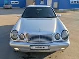 Mercedes-Benz E 230 1996 годаүшін4 000 000 тг. в Петропавловск