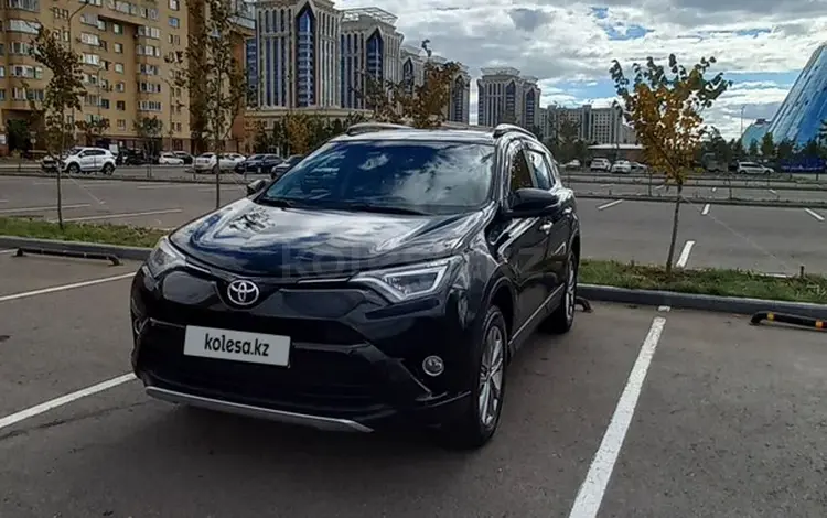 Toyota RAV4 2017 годаүшін10 000 000 тг. в Астана