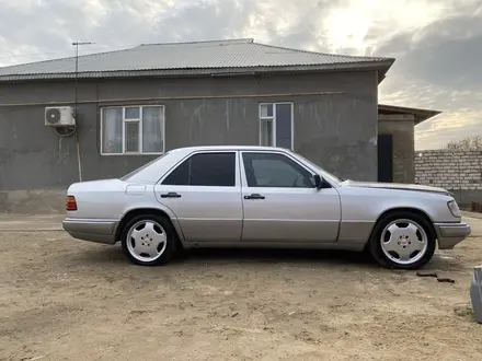 Mercedes-Benz E 230 1988 года за 1 300 000 тг. в Кызылорда