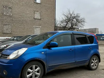 Nissan Note 2009 года за 3 700 000 тг. в Семей