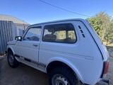 ВАЗ (Lada) Lada 2121 2000 года за 900 000 тг. в Атырау – фото 4