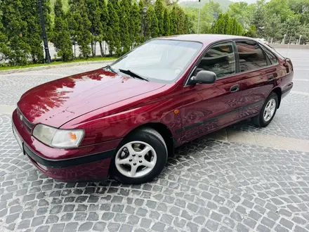 Toyota Carina E 1995 года за 2 750 000 тг. в Алматы – фото 2