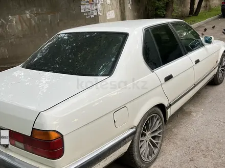 BMW 740 1993 года за 3 100 000 тг. в Алматы – фото 3