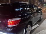 Toyota Highlander 2012 годаүшін11 800 000 тг. в Атырау – фото 5