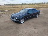 Mercedes-Benz E 320 2000 года за 3 500 000 тг. в Актобе – фото 2