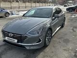 Hyundai Sonata 2022 года за 12 900 000 тг. в Алматы