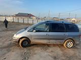 Ford Galaxy 1997 годаүшін2 500 000 тг. в Актау