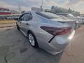 Toyota Camry 2021 года за 13 800 000 тг. в Алматы – фото 6