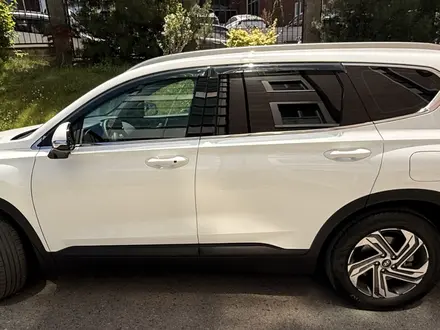 Hyundai Santa Fe 2021 года за 12 300 000 тг. в Алматы – фото 3