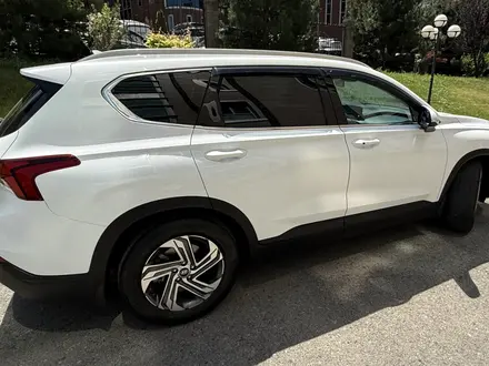 Hyundai Santa Fe 2021 года за 12 300 000 тг. в Алматы – фото 4