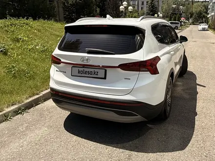 Hyundai Santa Fe 2021 года за 12 300 000 тг. в Алматы – фото 8
