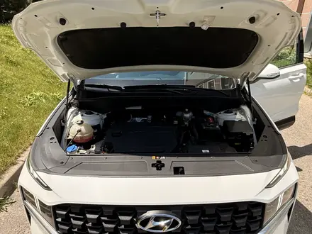 Hyundai Santa Fe 2021 года за 12 300 000 тг. в Алматы – фото 9