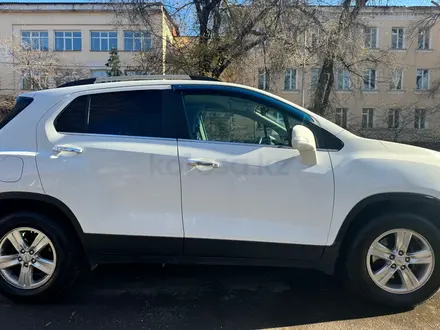 Chevrolet Tracker 2014 года за 5 200 000 тг. в Алматы – фото 3